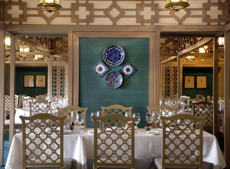 Food Delivery in Delhi - Taj Mahal, New Delhi